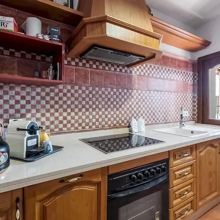 Casa Carpa Andalucia Iii * نيرخا