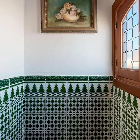 Casa Carpa Andalucia Iii * نيرخا